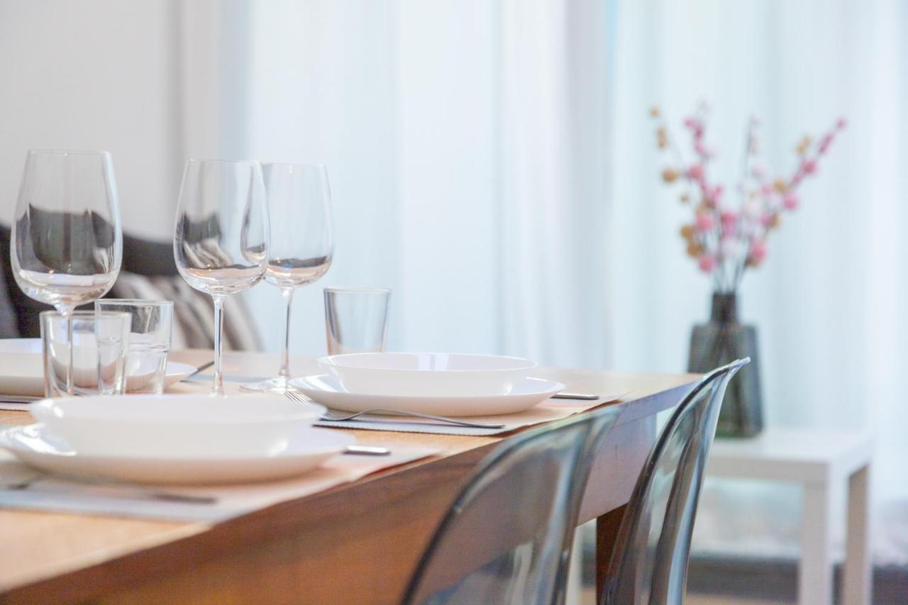 فيلا Exclusive Loft Crocetta - Free Private Parking & Wi-Fi - 5 Min To Metro Nizza - Ac تورينو المظهر الخارجي الصورة