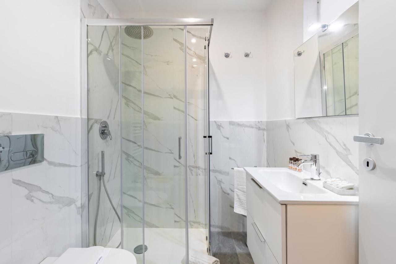 فيلا Exclusive Loft Crocetta - Free Private Parking & Wi-Fi - 5 Min To Metro Nizza - Ac تورينو المظهر الخارجي الصورة